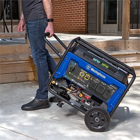 Westinghouse Outdoor Power Equipment 4650 Peak Watt Dual Fuel Portable Generator