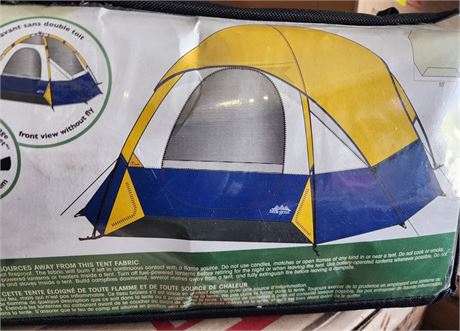 Tera-Gear 10 X 8 feet Dome Tent - Sleeps 4 People