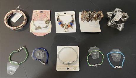 Lot of 10 Assorted Jewellery