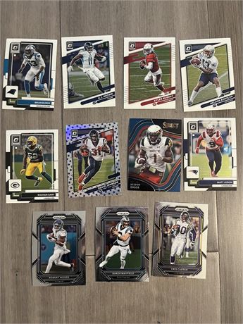 Lot of 11 Assorted Football Cards