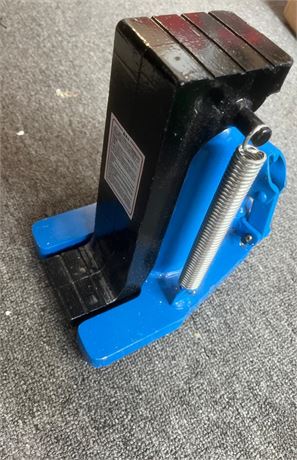 Hydraulic Machine Toe Jack Lift 2.5/5 Ton Track Lifting Capacity Welded Steel