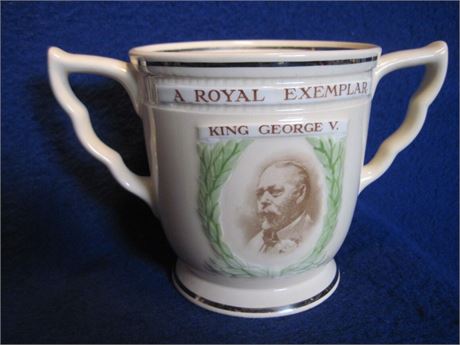 Vintage Royal Doulton Double Handled Cup King George V Royal Exemplar 1910-1936
