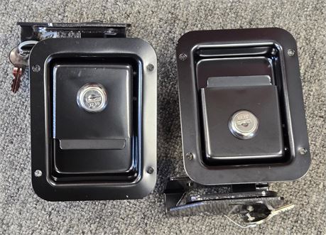 Bestop Paddle Handle Latch Kit with Key, Vehicle Application: Jeep® Wrangler Unl