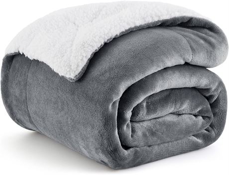 Bedsure Sherpa Fleece Throw Blanket for Couch - Thick and Warm Blankets, Soft an